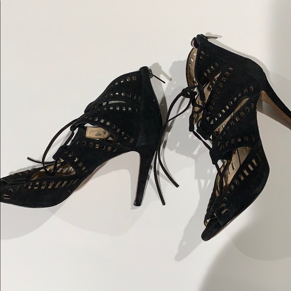 Antonio Melani black cutout heels - Picture 2 of 3